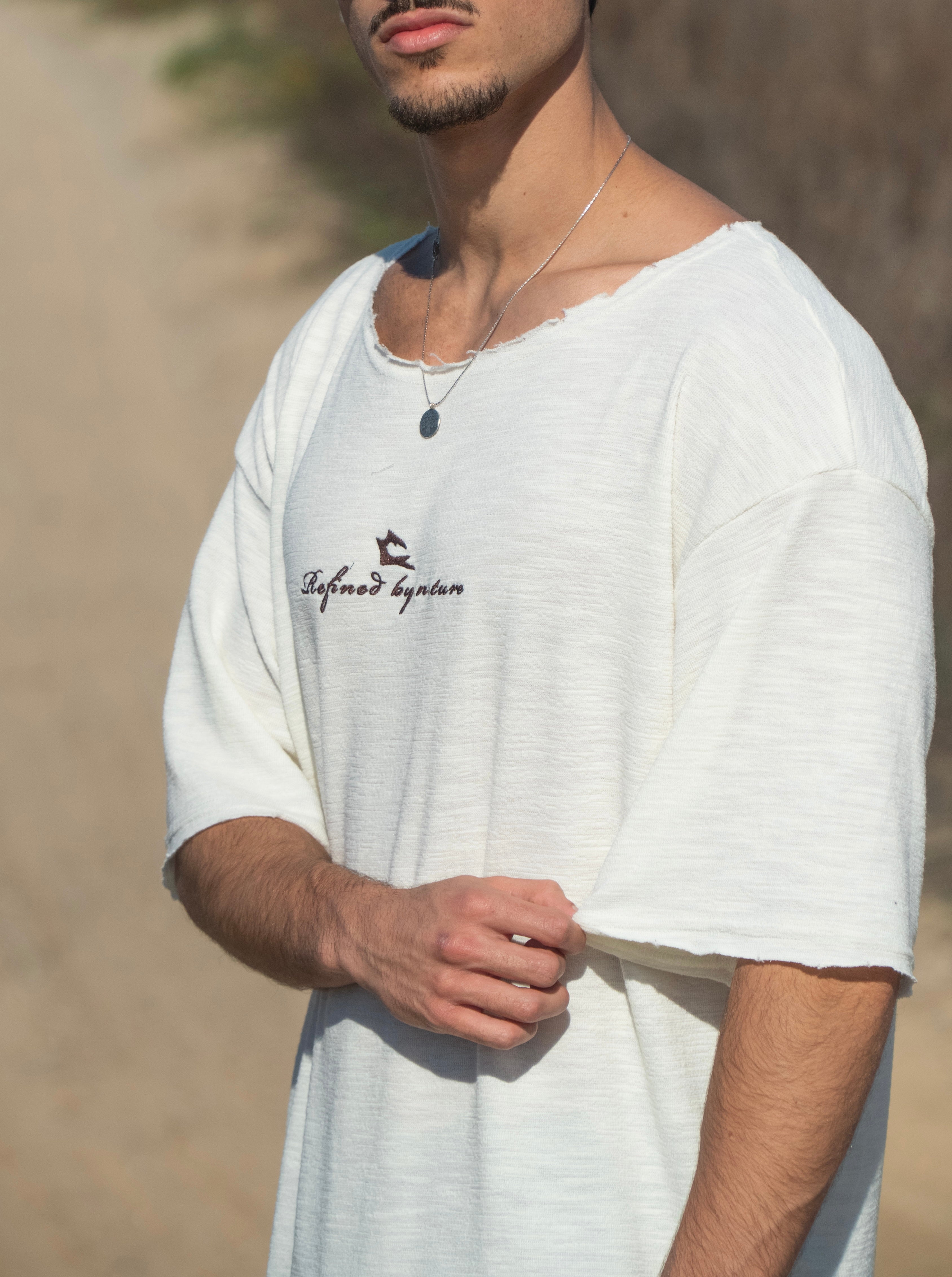 חולצת קלארו לבנה קצרה