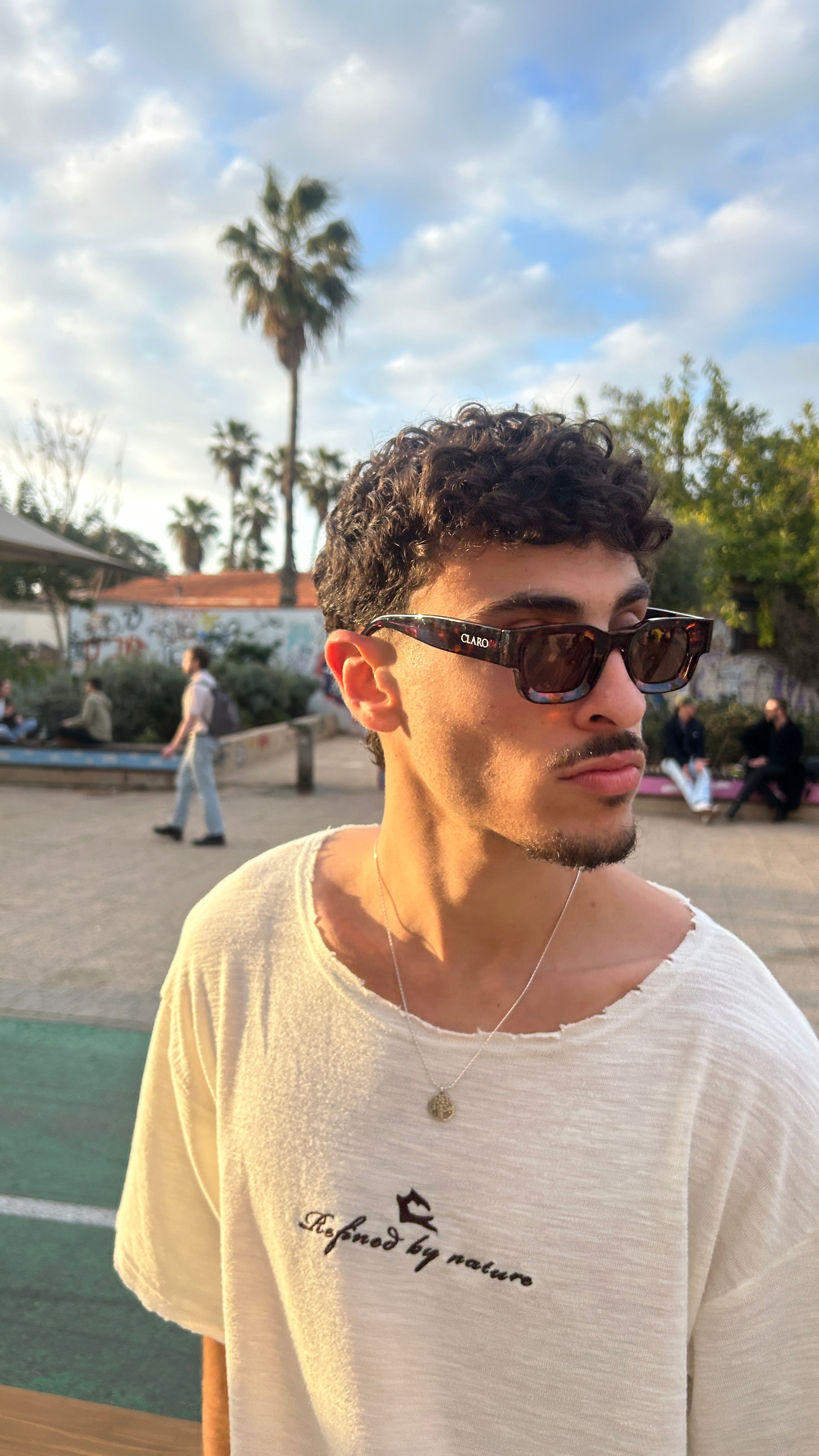 משקפי שמש לבה